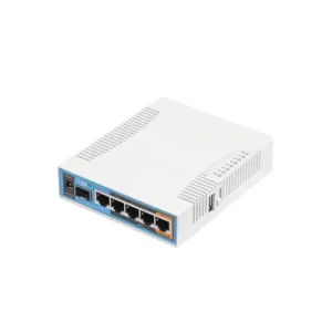hAP ac dual band triple chain con 5 Gigabit, SFP, USB y RouterOS L4. Router potente para hogar avanzado y oficinas pequeñas.